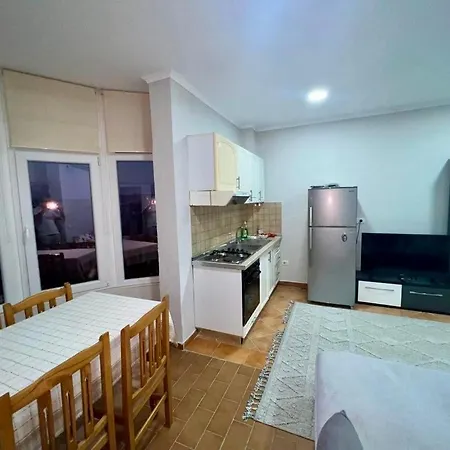 Azure Dreams Apartment Golem (Tirana)