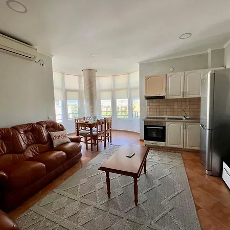 Apartment Azure Dreams Golem (Tirana)